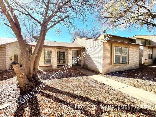 Building Photo - 6918 Stockport-