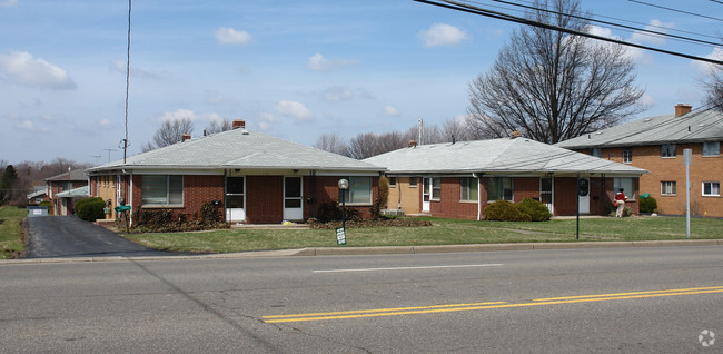 Primary Photo - Cypress West Fairlawn Apartments