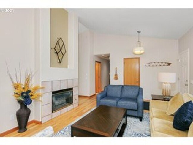 Building Photo - Single Level Home in Glencoe Oaks