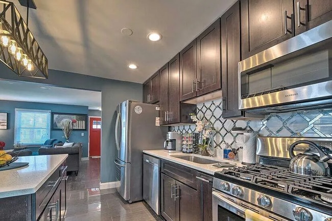 Building Photo - 4617 Boosa St