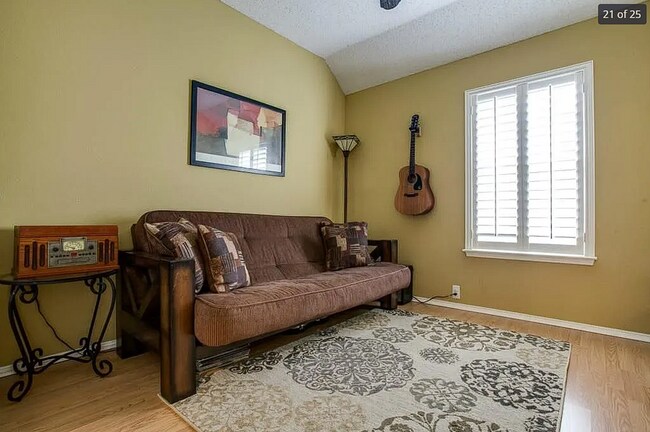 Building Photo - 4425 Forsyth Ln