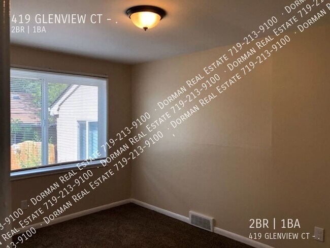 Building Photo - 419 Glen View Ct