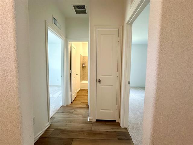 Building Photo - 5113 Greywing Dr