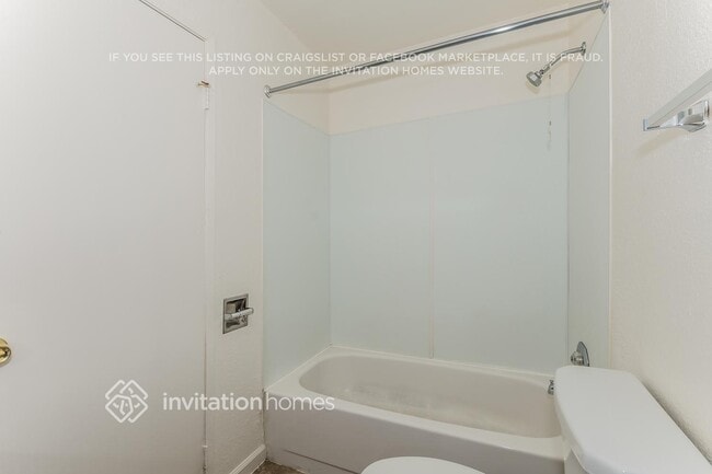 Building Photo - 1100 Canary Ct