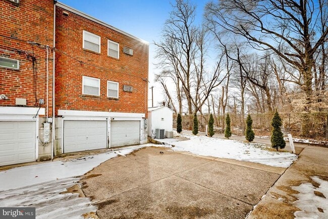 Building Photo - 12450 Knights Rd