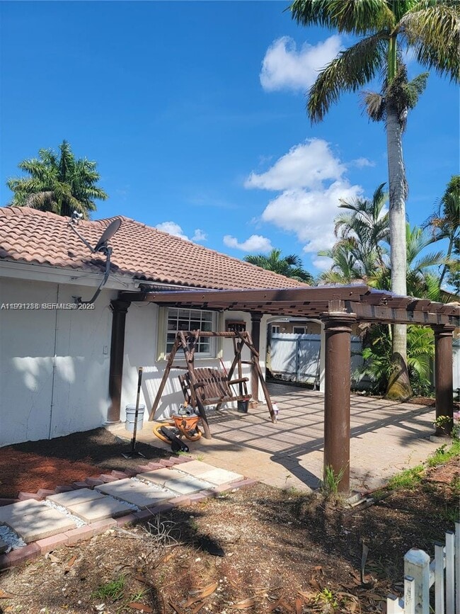 Building Photo - 3333 SW 156th Ct