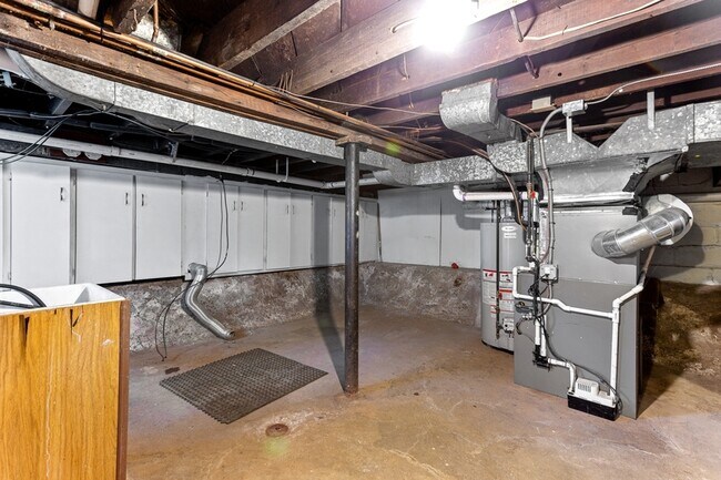 Building Photo - 28649 John Hauk St