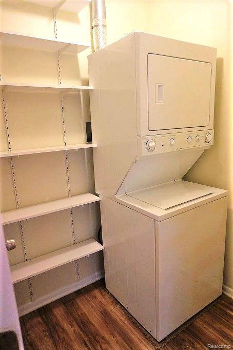 Building Photo - 43298 Mound Rd