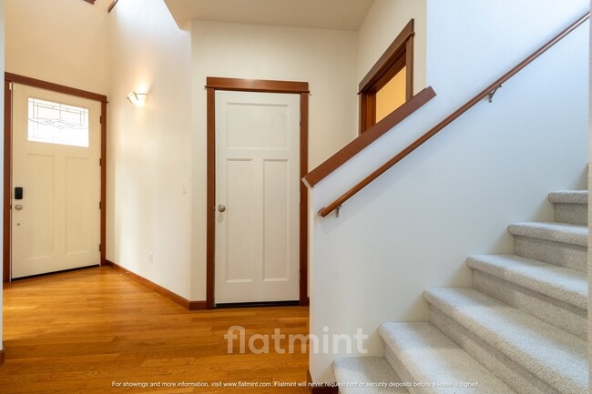 Building Photo - 4418 137th Pl SE