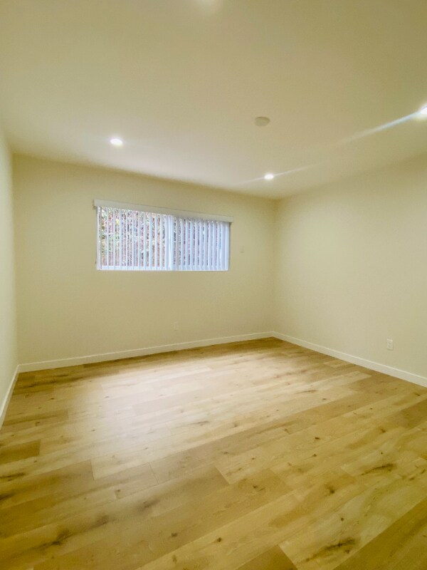 Building Photo - 8919 Longden Ave