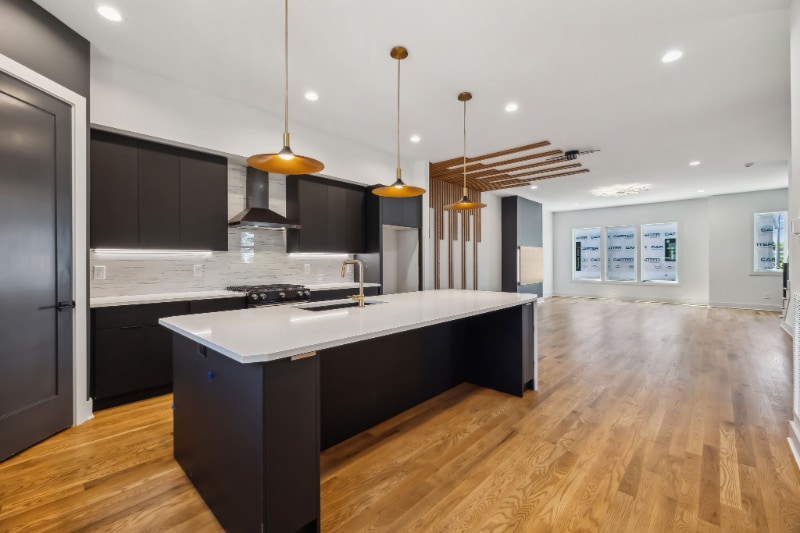 Building Photo - 1300 Edgehill Ave