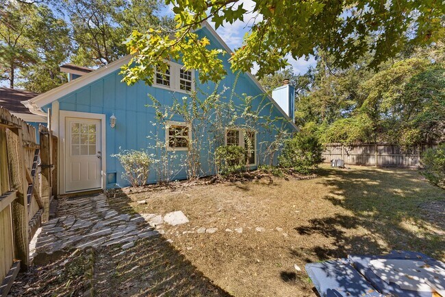 Building Photo - 12 Dewthread Ct