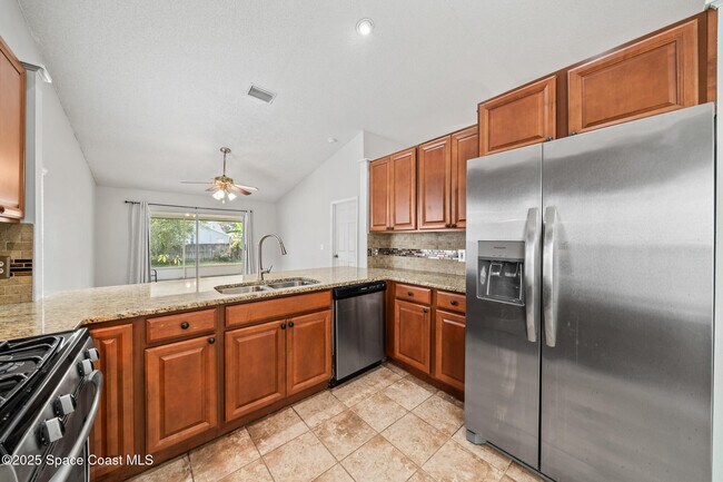 Building Photo - 2918 Pebble Creek St