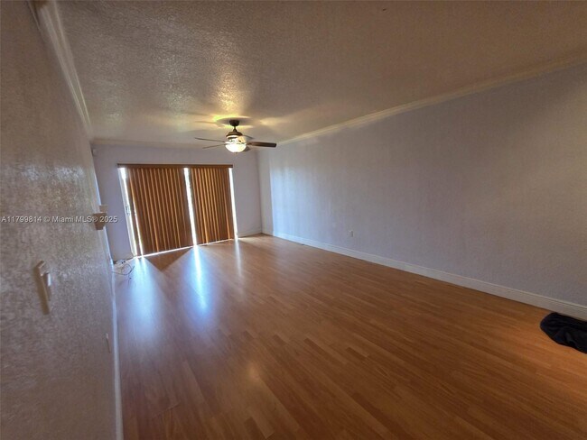 Building Photo - 9437 SW 76th St