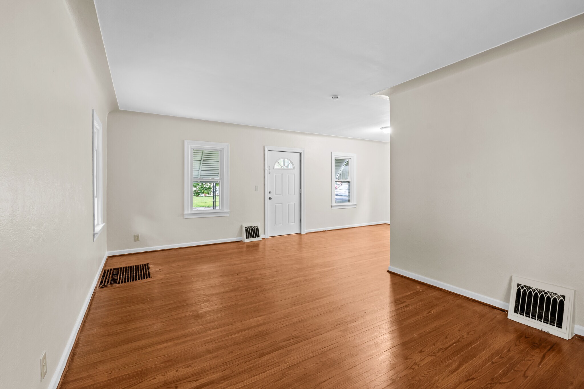 Building Photo - 757 Durango Dr