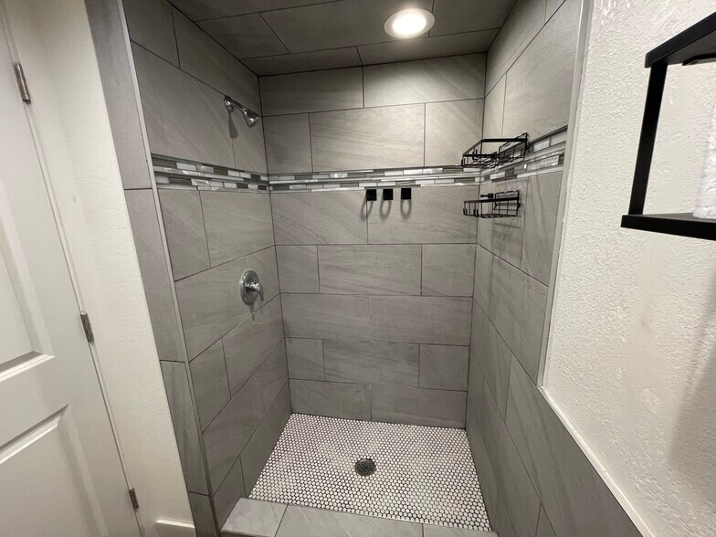 Building Photo - 6893 S Countrywoods Cir