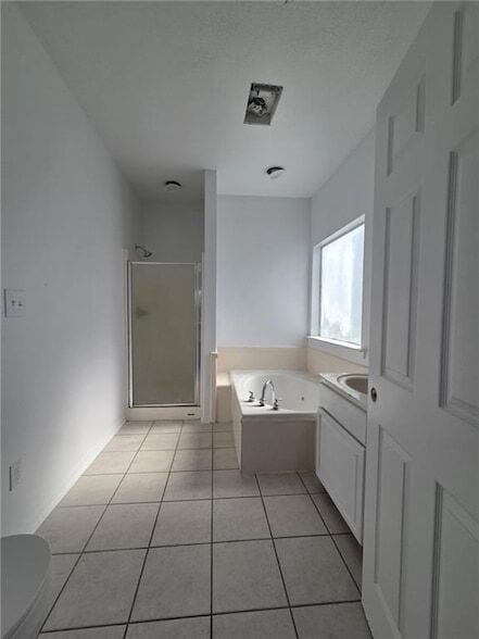 Building Photo - 878 Marina Dr