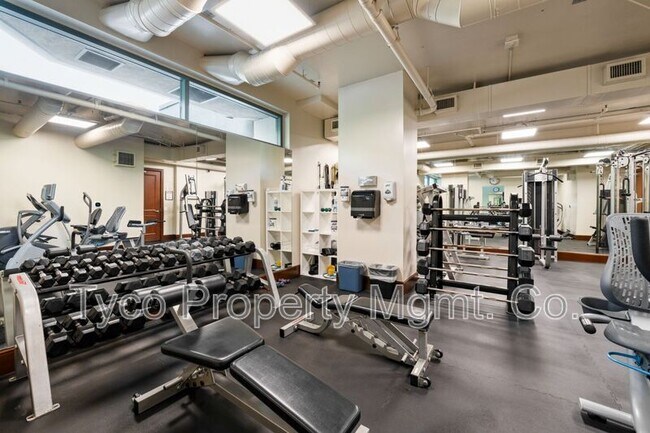 Building Photo - 2500 Sixth Ave