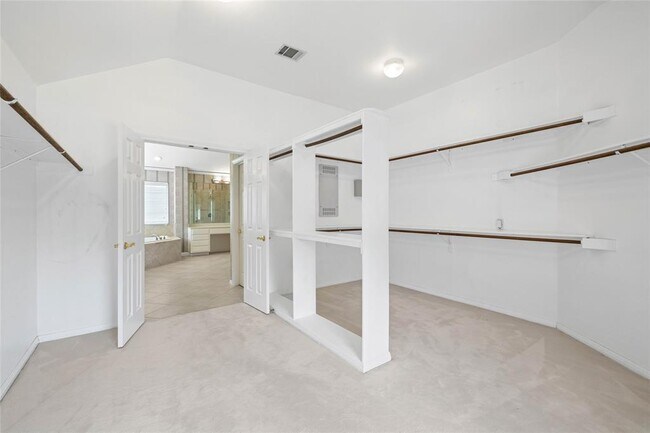 Building Photo - 10425 Canyon Vista Way