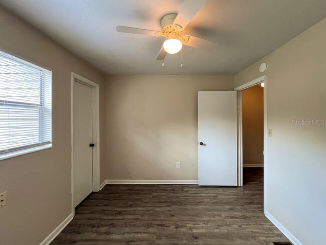 Building Photo - 2622 SW 38th Pl