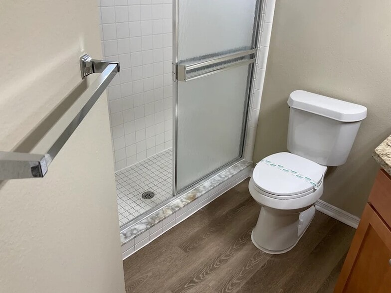 Building Photo - 1624 Elmstead Ct