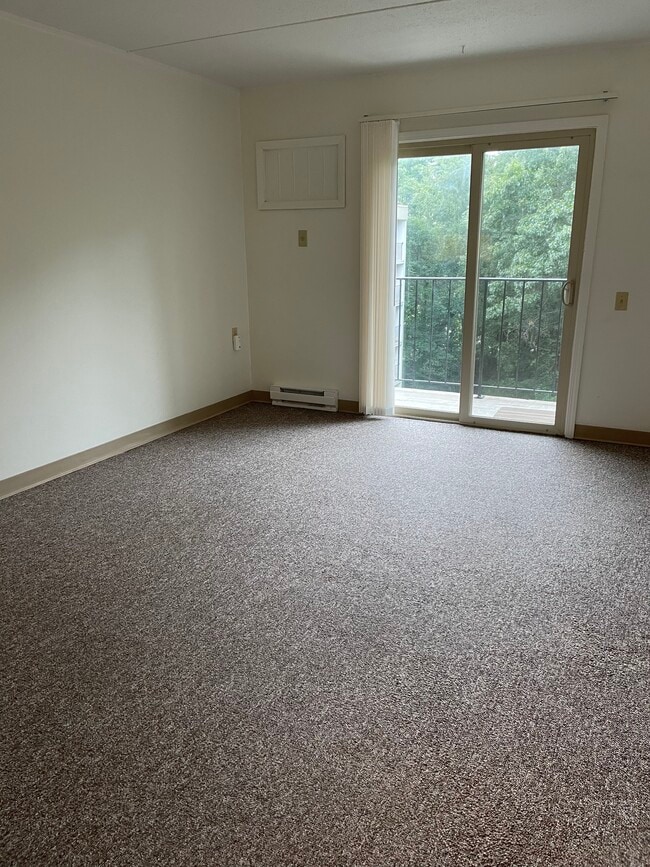 Floorplan - Pine Oak Apartments