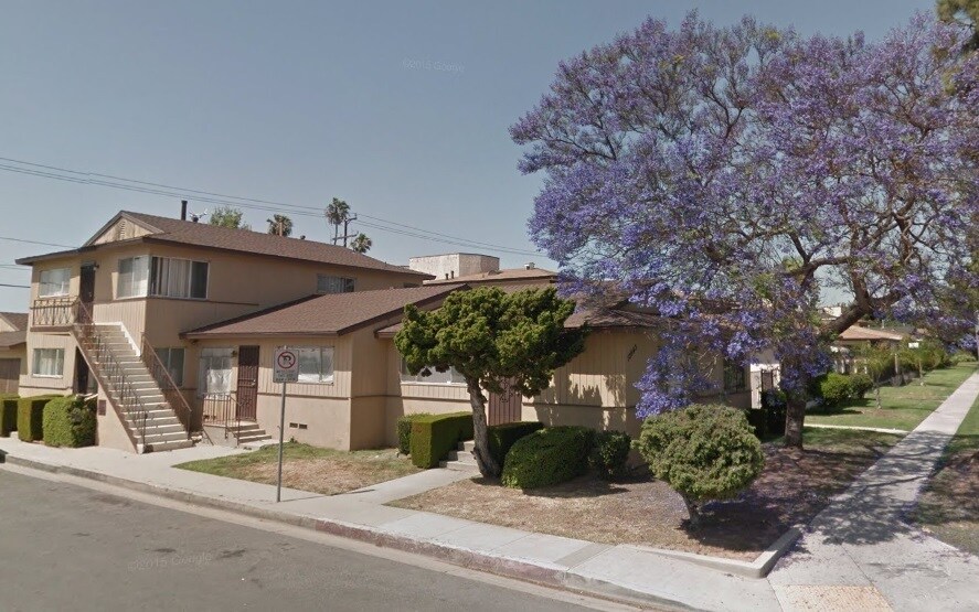 Building Photo - 10643 Crenshaw Blvd