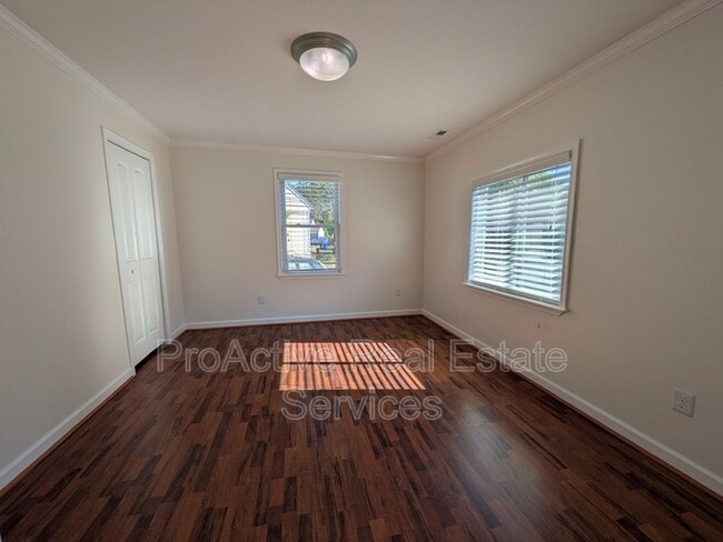 Building Photo - 3477 E Bonner Dr