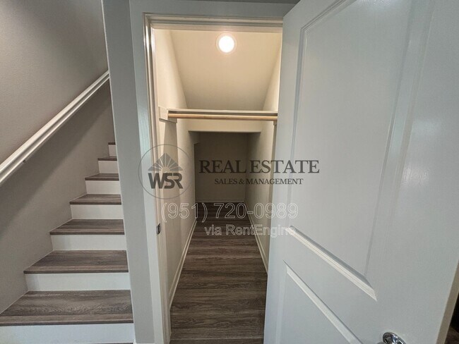 Building Photo - 12843 Greenstone Way