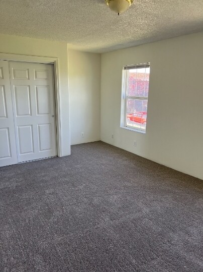 Building Photo - 380 Railroad Ave