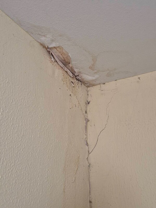 Building Photo - 5107 W 22nd St