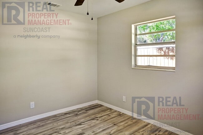 Building Photo - 3822 Gopher St