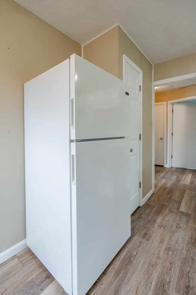 Building Photo - 509 Diecks Dr