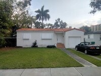 Building Photo - 3670 SW 20th St