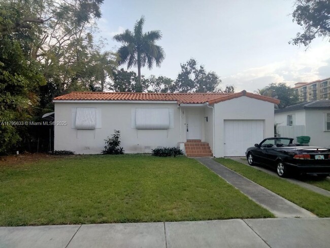 Primary Photo - 3670 SW 20th St