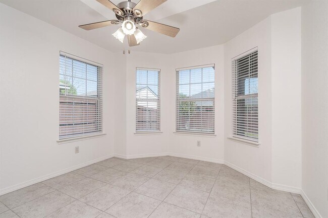 Building Photo - 4935 Sean Patrick Glen