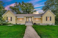 Building Photo - 500 Peale St