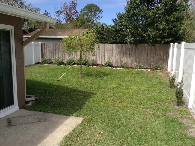 Building Photo - 1115 Royal Palm Ave