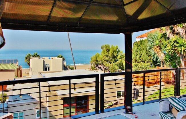 Building Photo - 7328 VISTA DEL MAR Ln