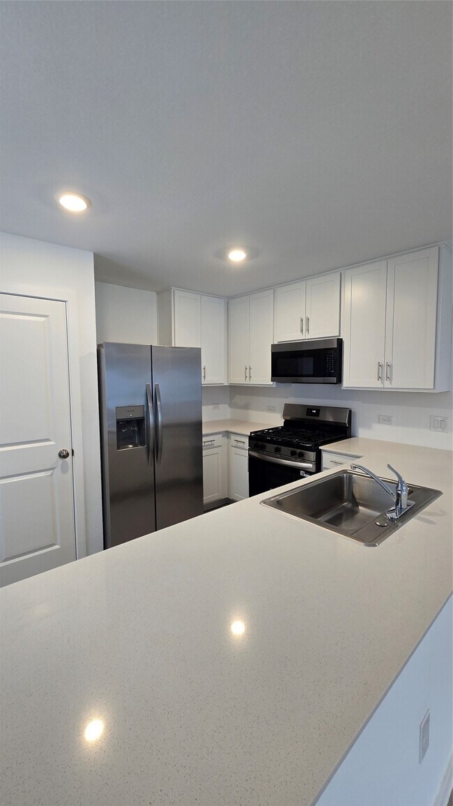 Building Photo - 27019 Turtle Vis Dr