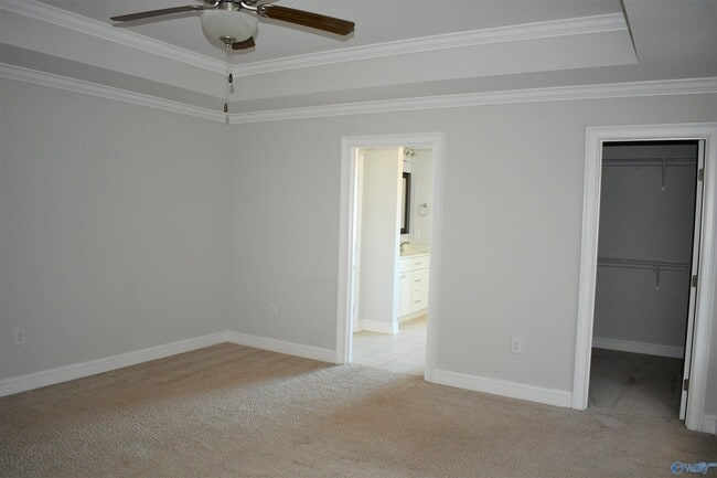 Building Photo - 104 Kinglet Wy