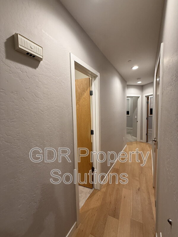 Building Photo - 3600 Central Ave SE