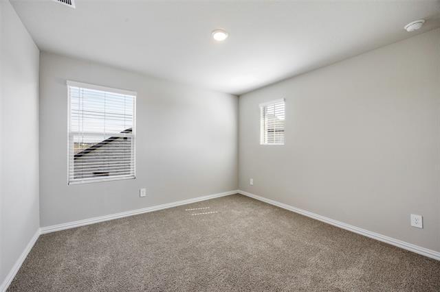 Building Photo - 4018 Sandstone Dr