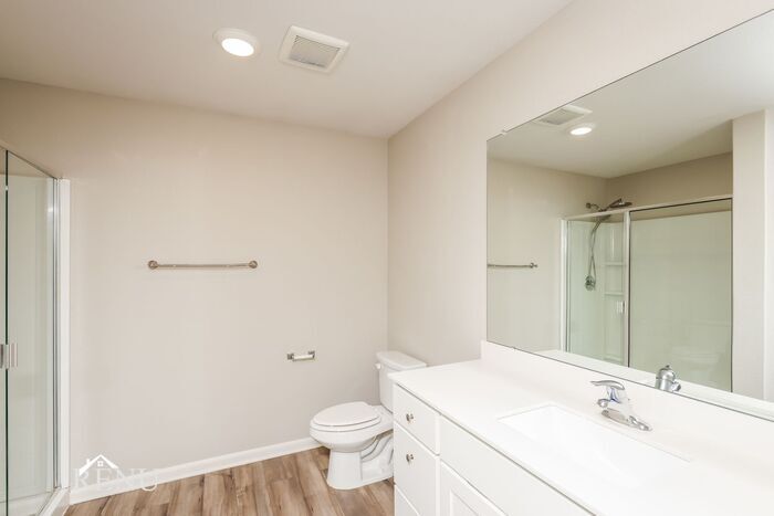 Building Photo - 2034 Delta Downs Dr
