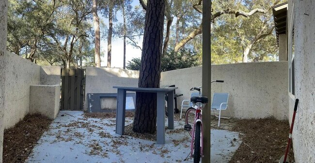 Building Photo - 400 William Hilton Pkwy