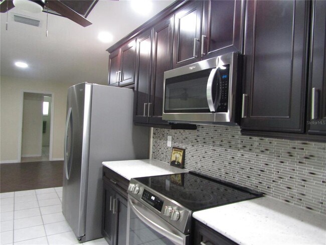 Building Photo - 2912 Ringwood Meadow