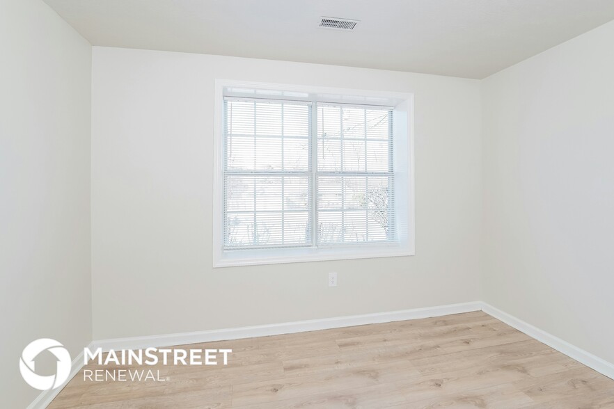 Building Photo - 1308 Woodberry Dr