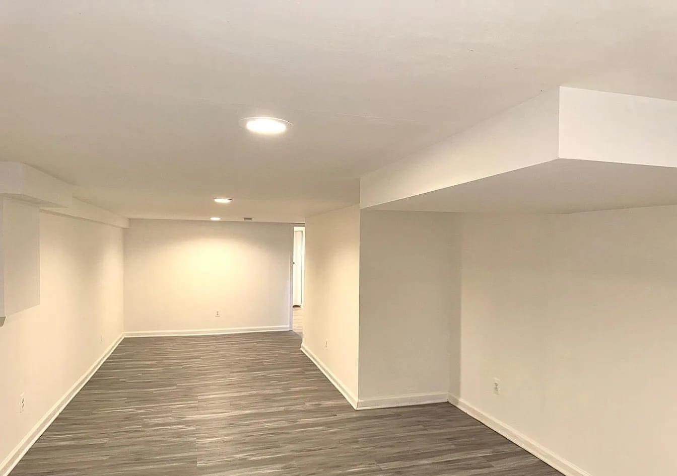 Building Photo - 503 N Lakewood Ave