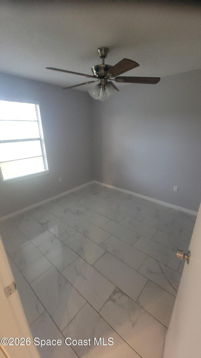 Building Photo - 737 Geoffrey Ave SW