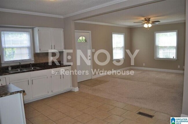 Building Photo - 3-Bed, 2-Bath Birmingham Home with Carport and Fenced Yard in West End Minor